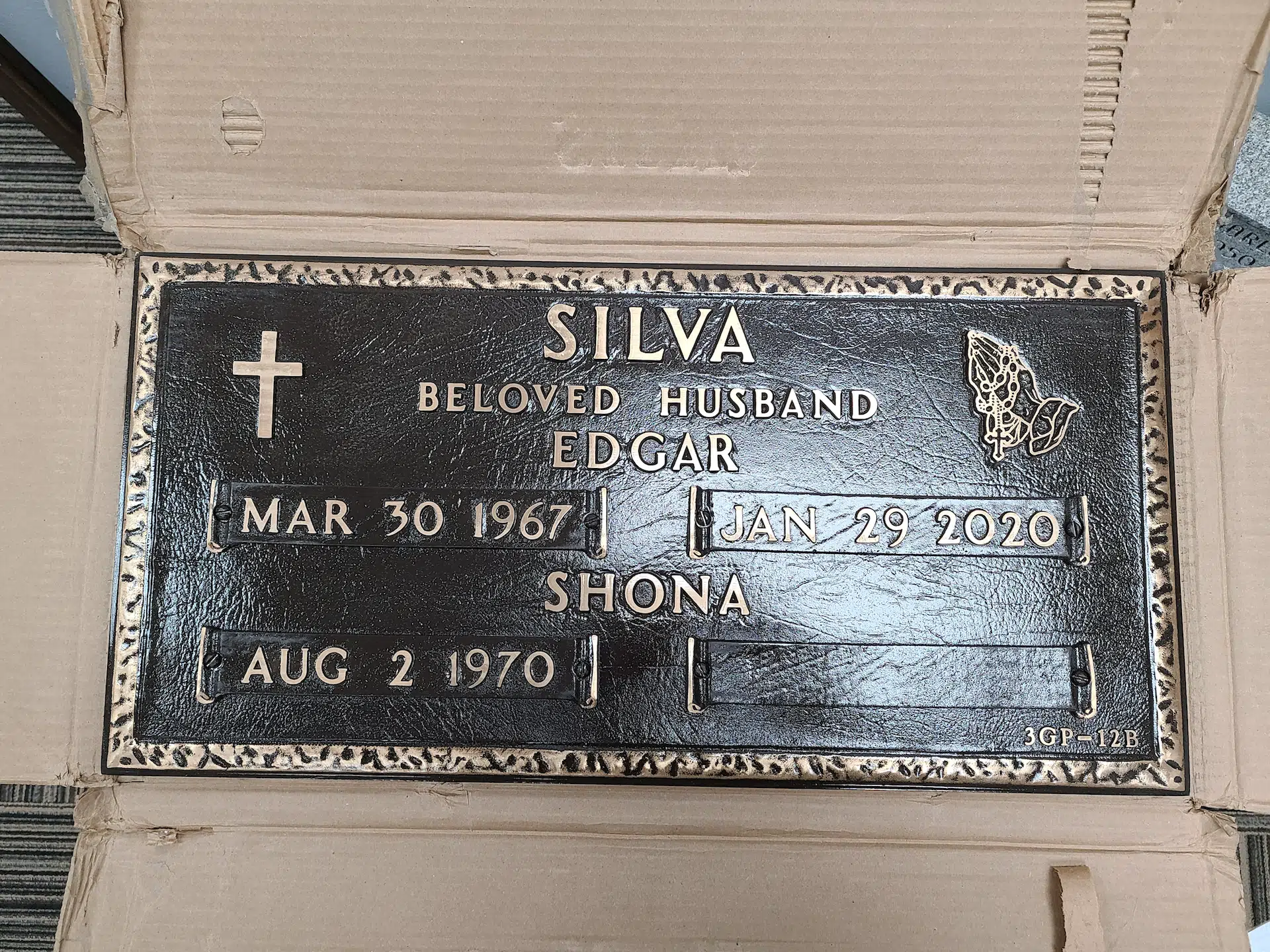Bronze Headstone Plaque hand-carved by Headstone Plaque Shop in NJ — image 9
