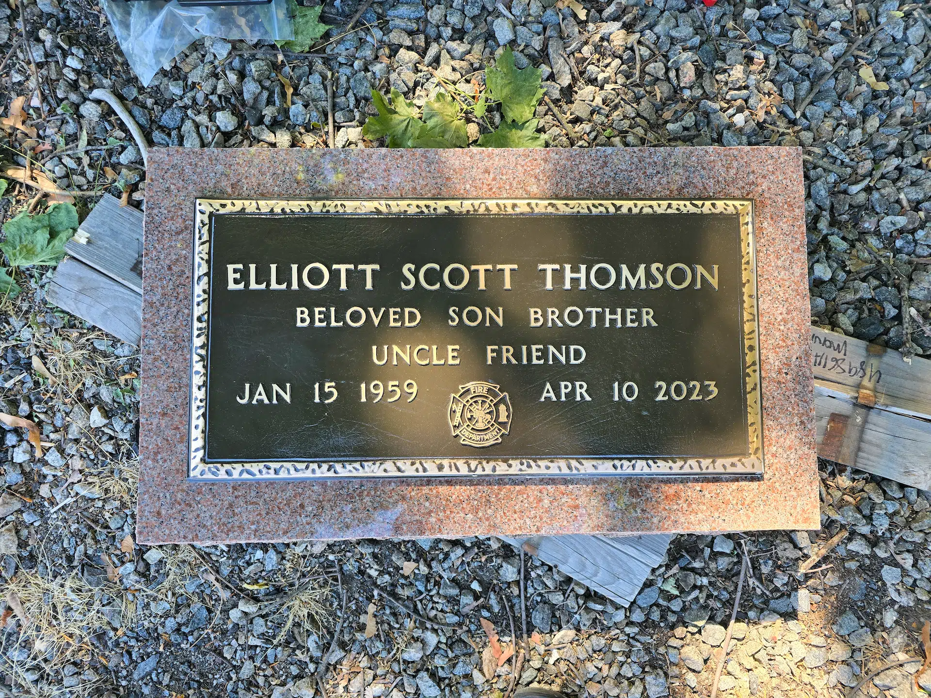 Bronze Headstone Plaque hand-carved by Headstone Plaque Shop in NJ — image 2